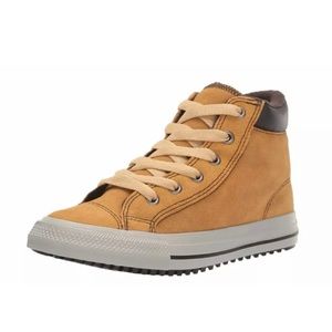 **Brand new in box*Converse chuck Taylor pc boots